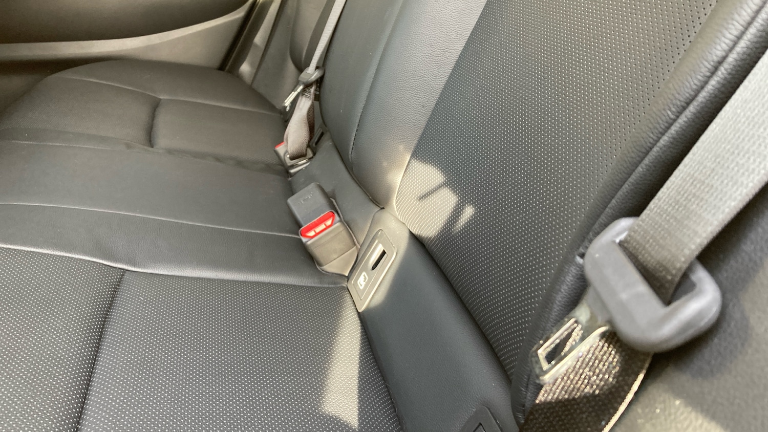 Used Toyota C-HR 2024 for sale - 77124020: Photo 22