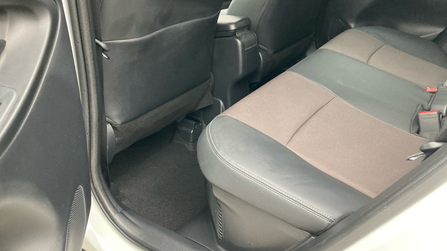 Used Toyota Yaris Cross 2022 for sale - 76415689: Photo 13