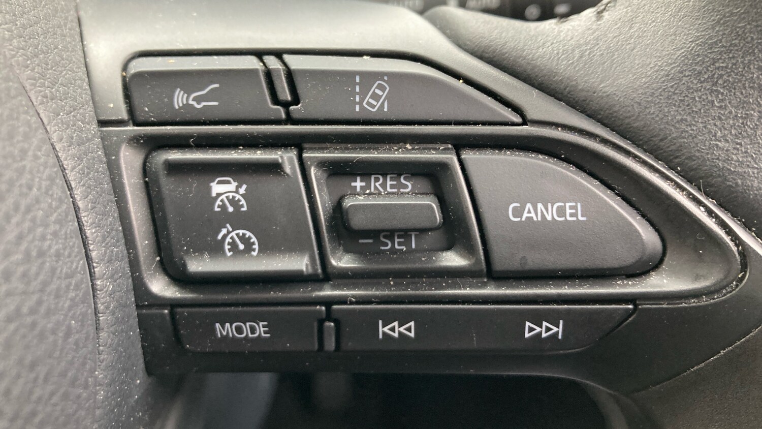 Used Toyota Yaris Cross 2022 for sale - 76415689: Photo 38