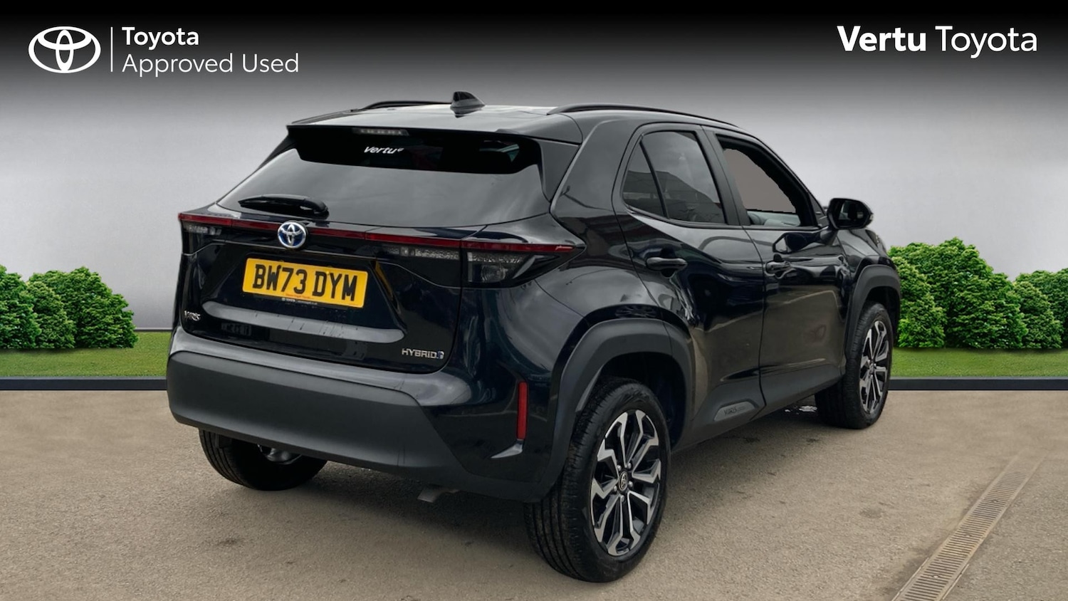 Used Toyota Yaris Cross 2024 for sale - 77690624: Photo 2