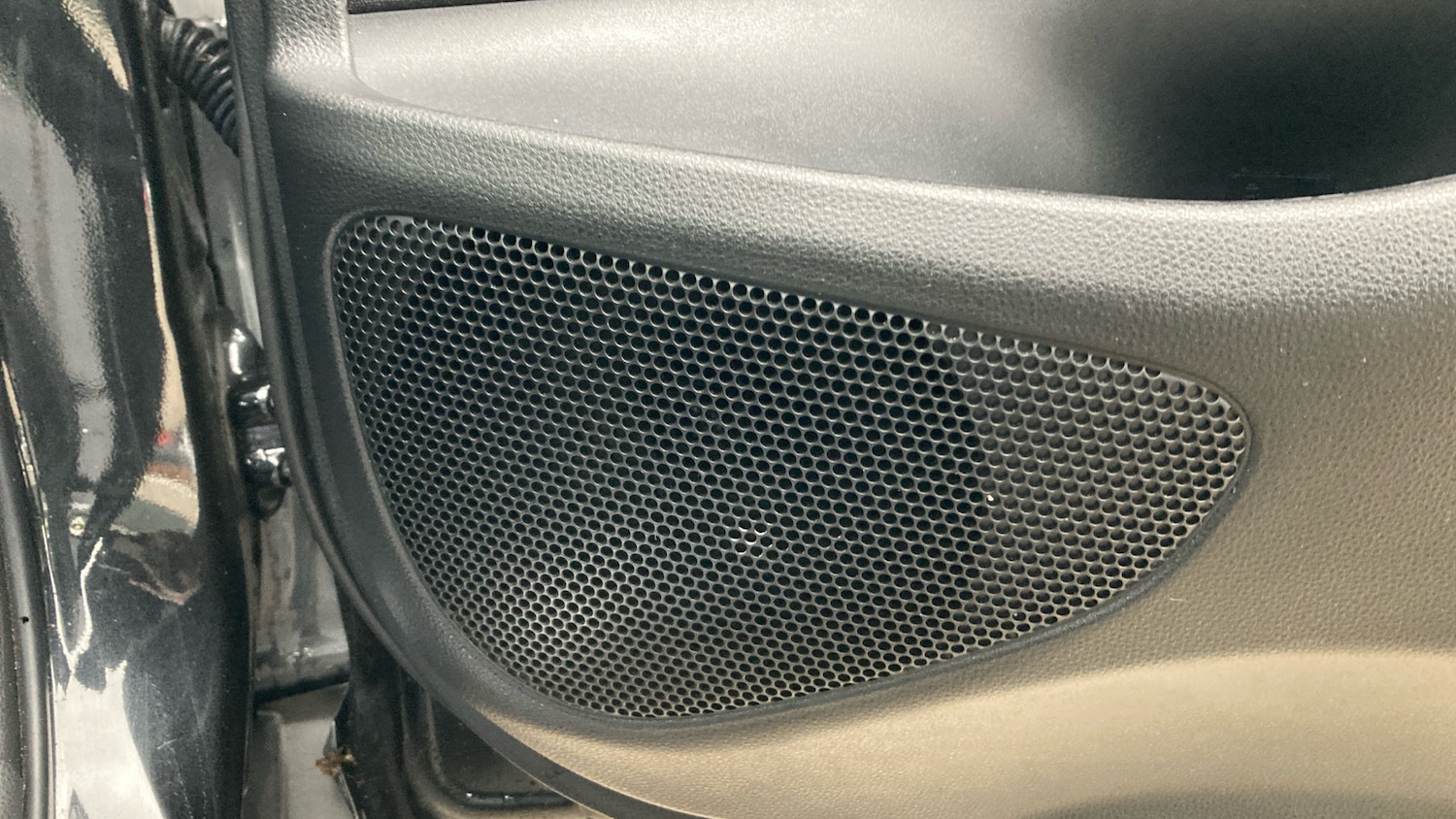 Used Toyota Yaris Cross 2024 for sale - 77690624: Photo 33