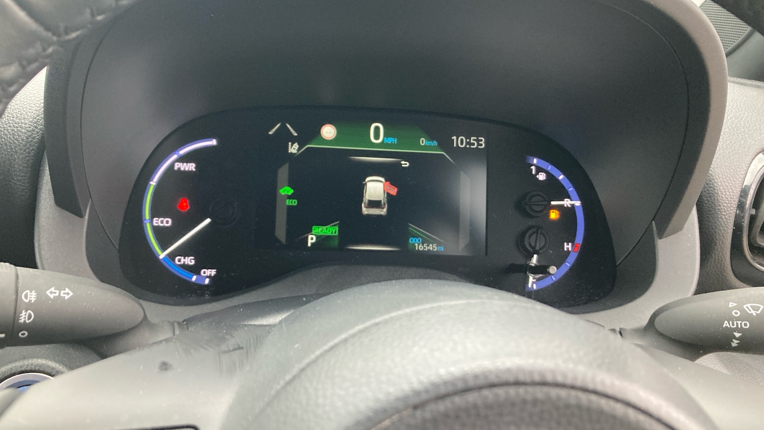 Used Toyota Yaris Cross 2024 for sale - 77690624: Photo 9