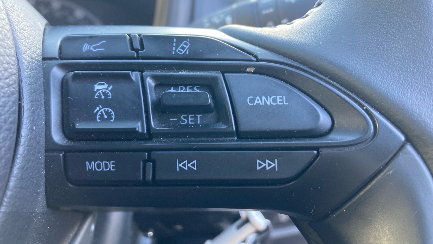 Used Toyota Aygo X 2022 for sale - 77903817: Photo 30