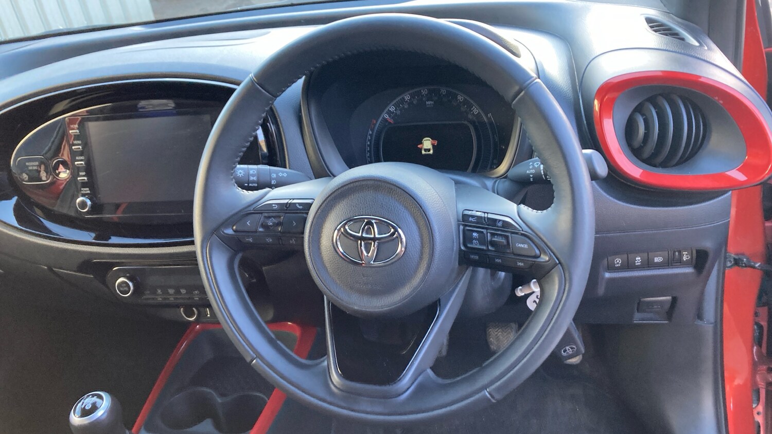 Used Toyota Aygo X 2022 for sale - 77903817: Photo 8