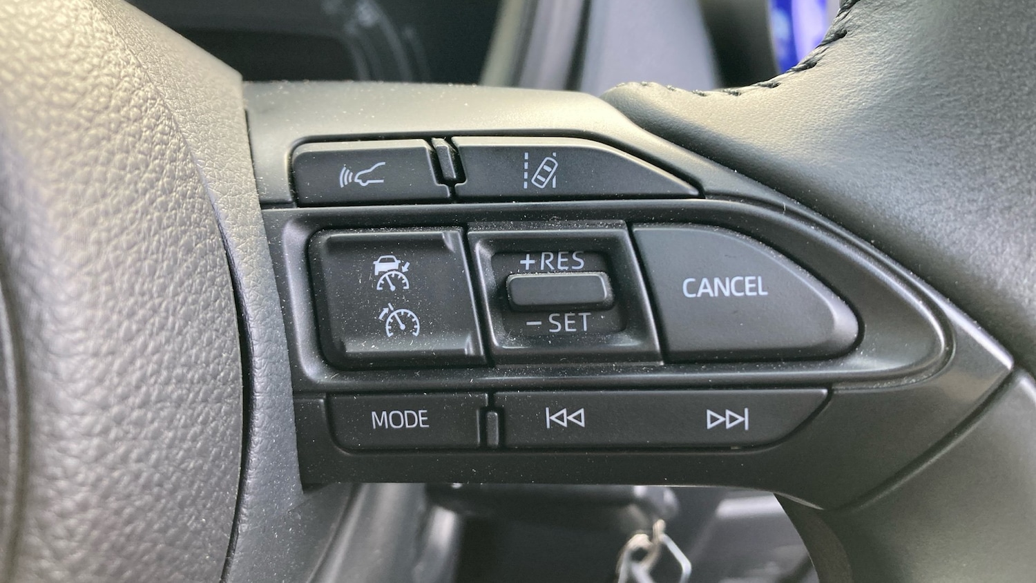 Used Toyota Aygo X 2023 for sale - 77298264: Photo 36