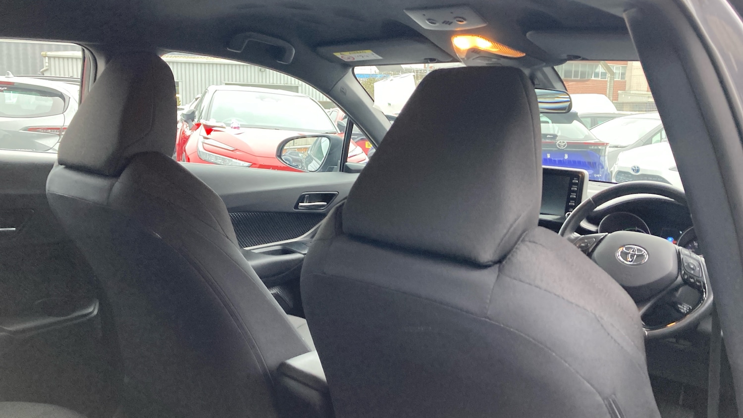 Used Toyota C-HR 2023 for sale - 77046176: Photo 20