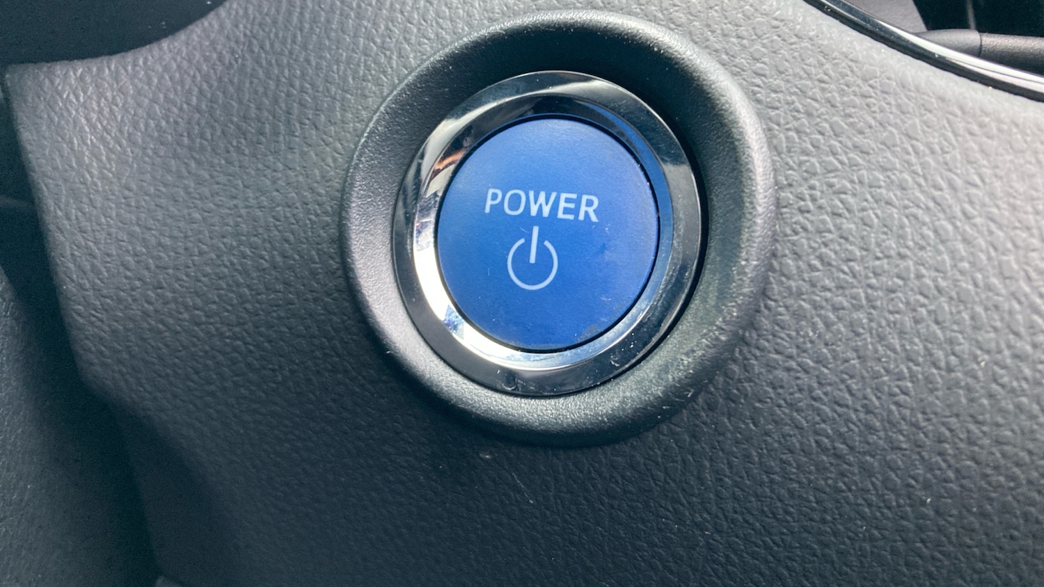 Used Toyota C-HR 2023 for sale - 77046176: Photo 30