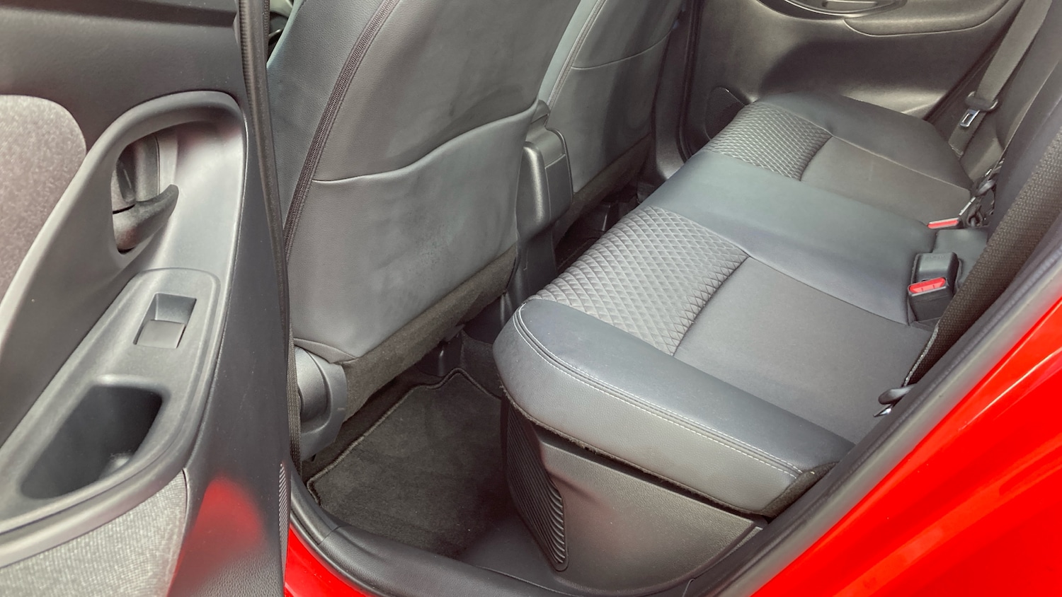 Used Toyota Yaris 2021 for sale - 77617760: Photo 13