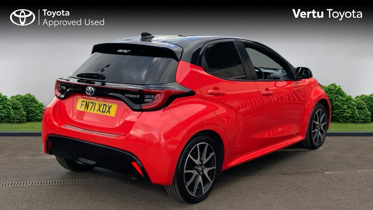 Used Toyota Yaris 2021 for sale - 77617760: Photo 2