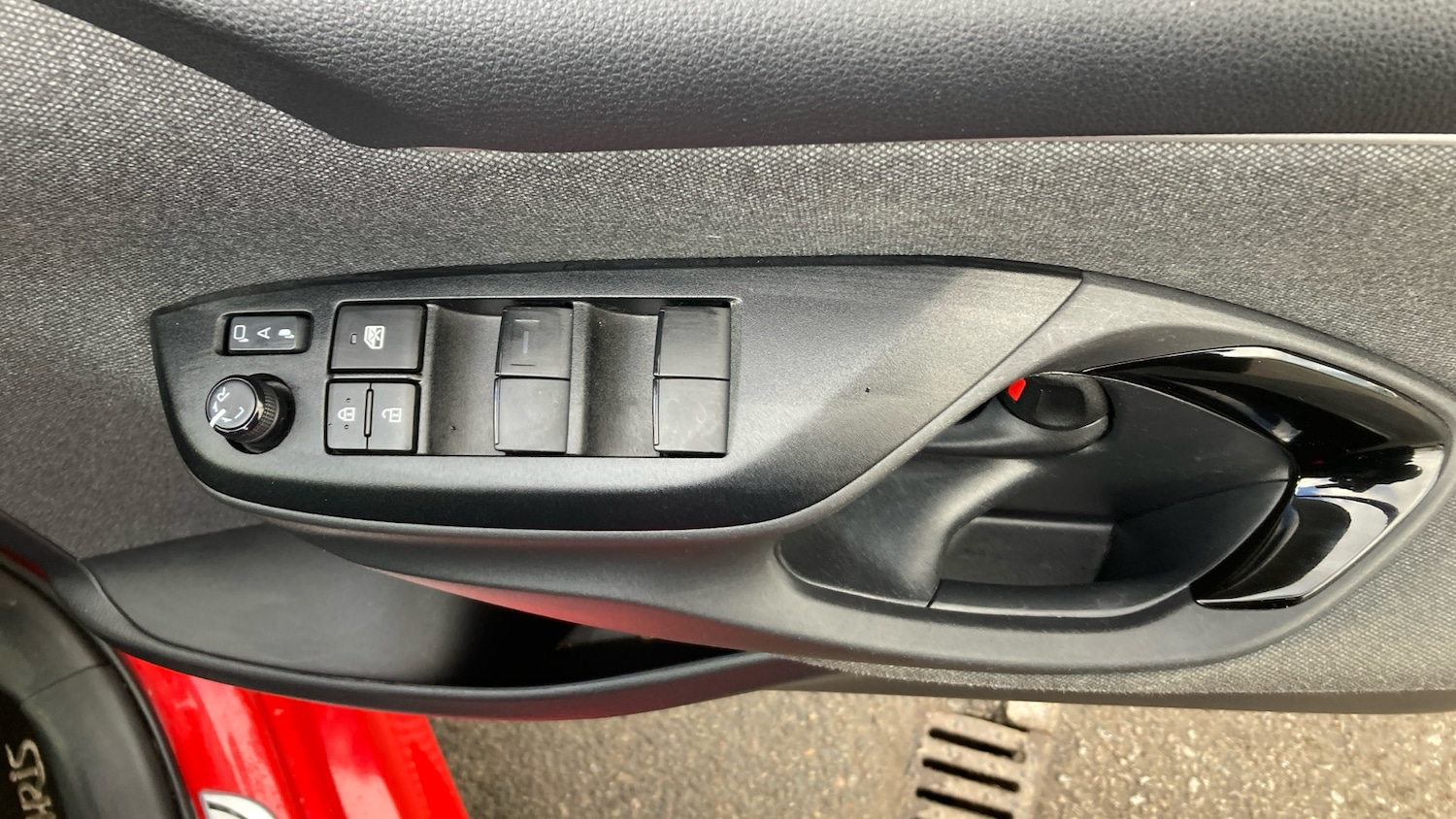 Used Toyota Yaris 2021 for sale - 77617760: Photo 32