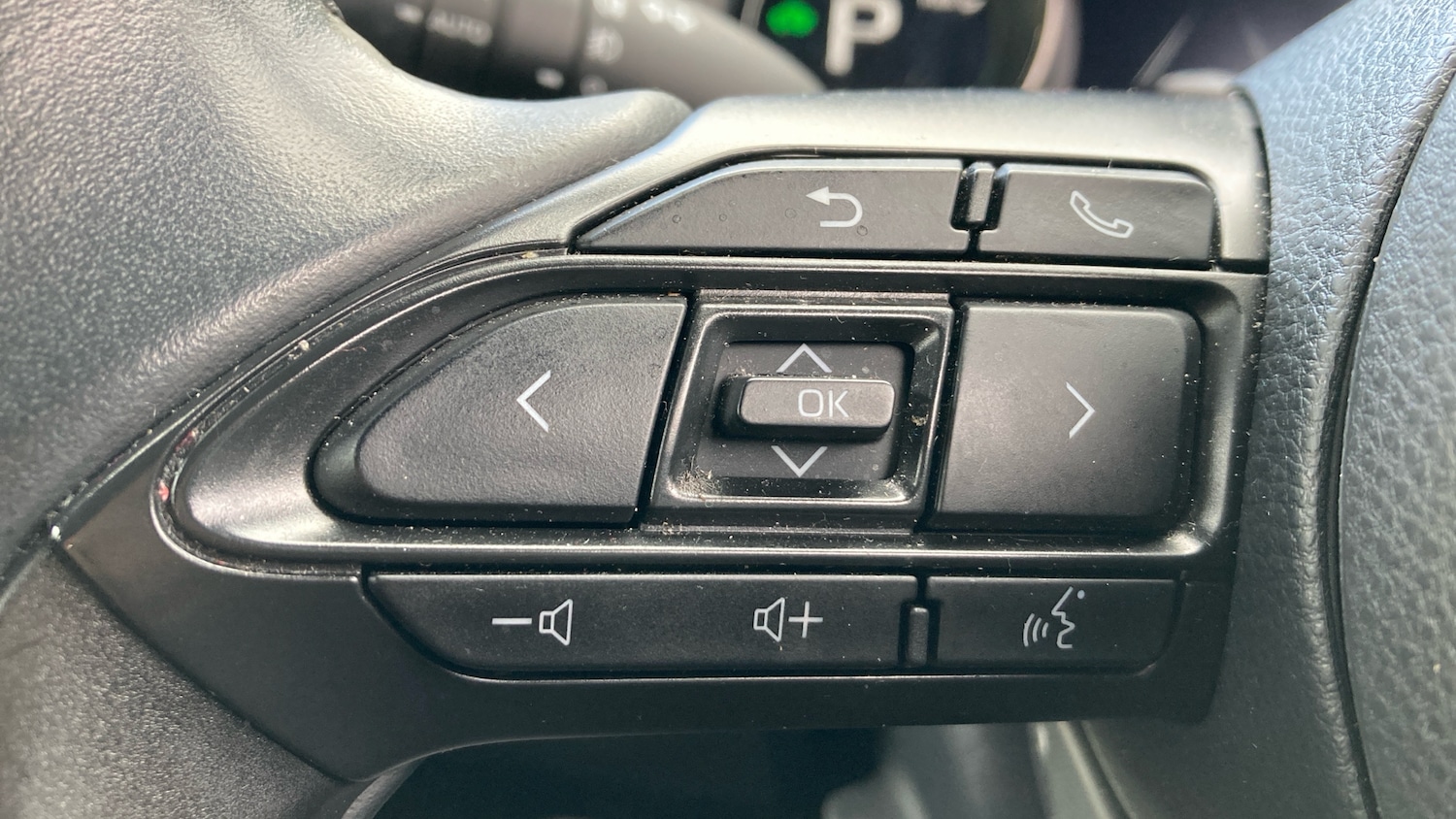 Used Toyota Yaris 2021 for sale - 77617760: Photo 38