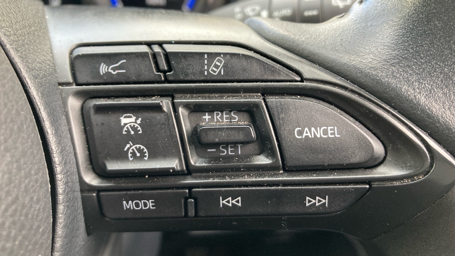 Used Toyota Yaris 2021 for sale - 77617760: Photo 39