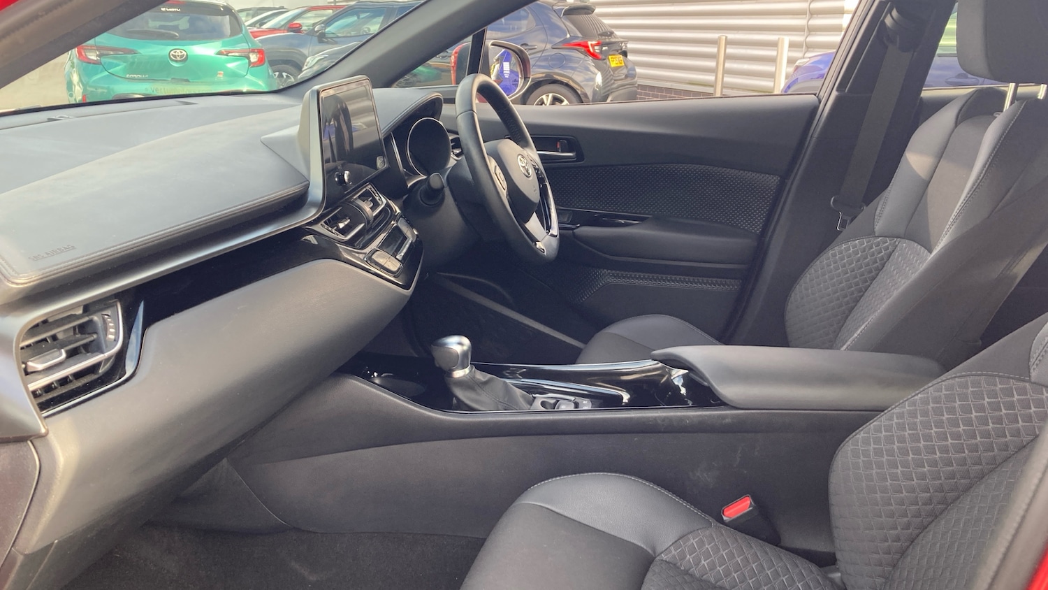Used Toyota C-HR 2022 for sale - 76257575: Photo 10