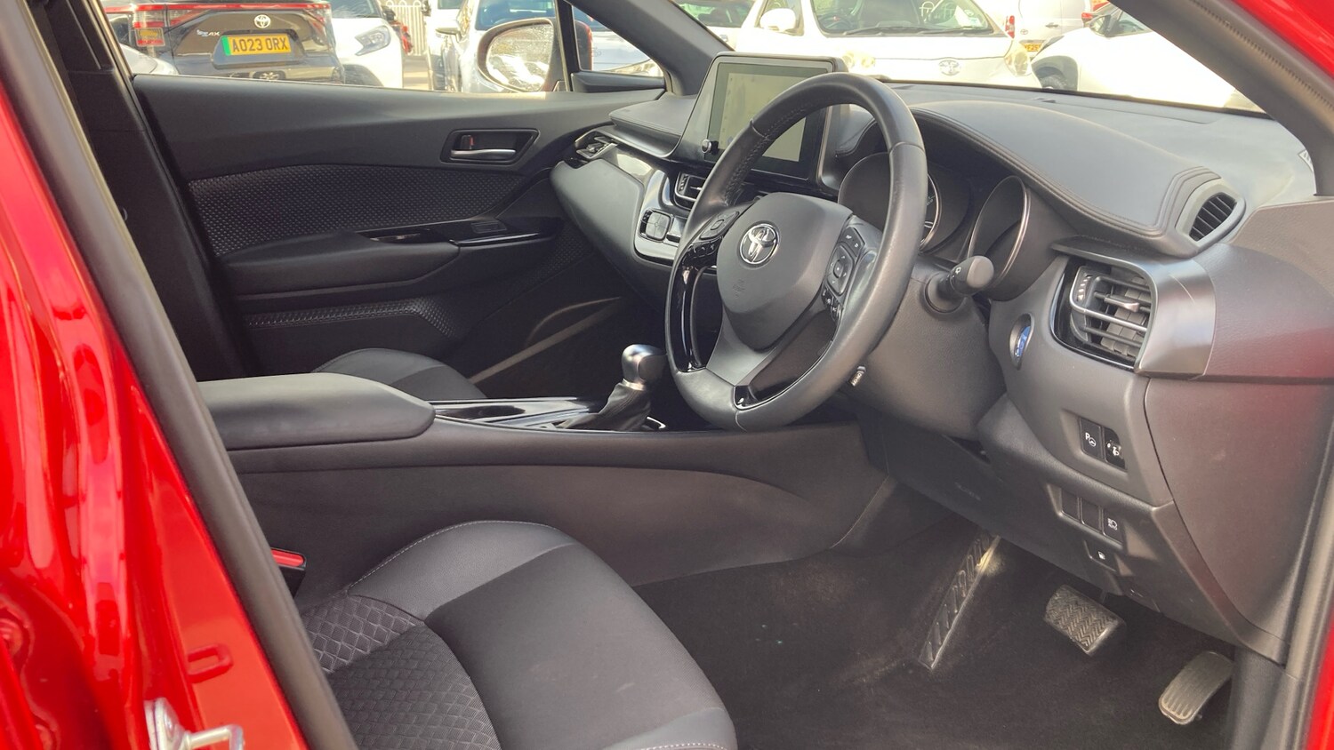 Used Toyota C-HR 2022 for sale - 76257575: Photo 11