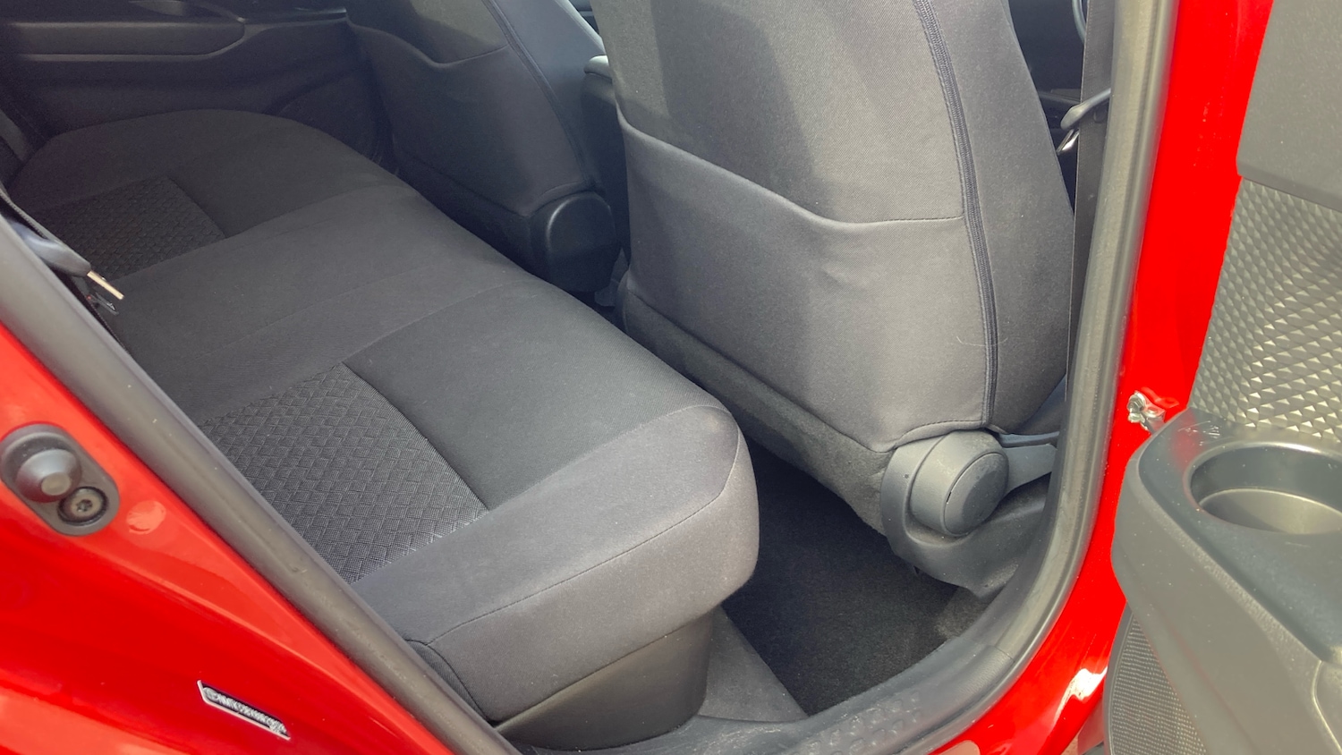 Used Toyota C-HR 2022 for sale - 76257575: Photo 12