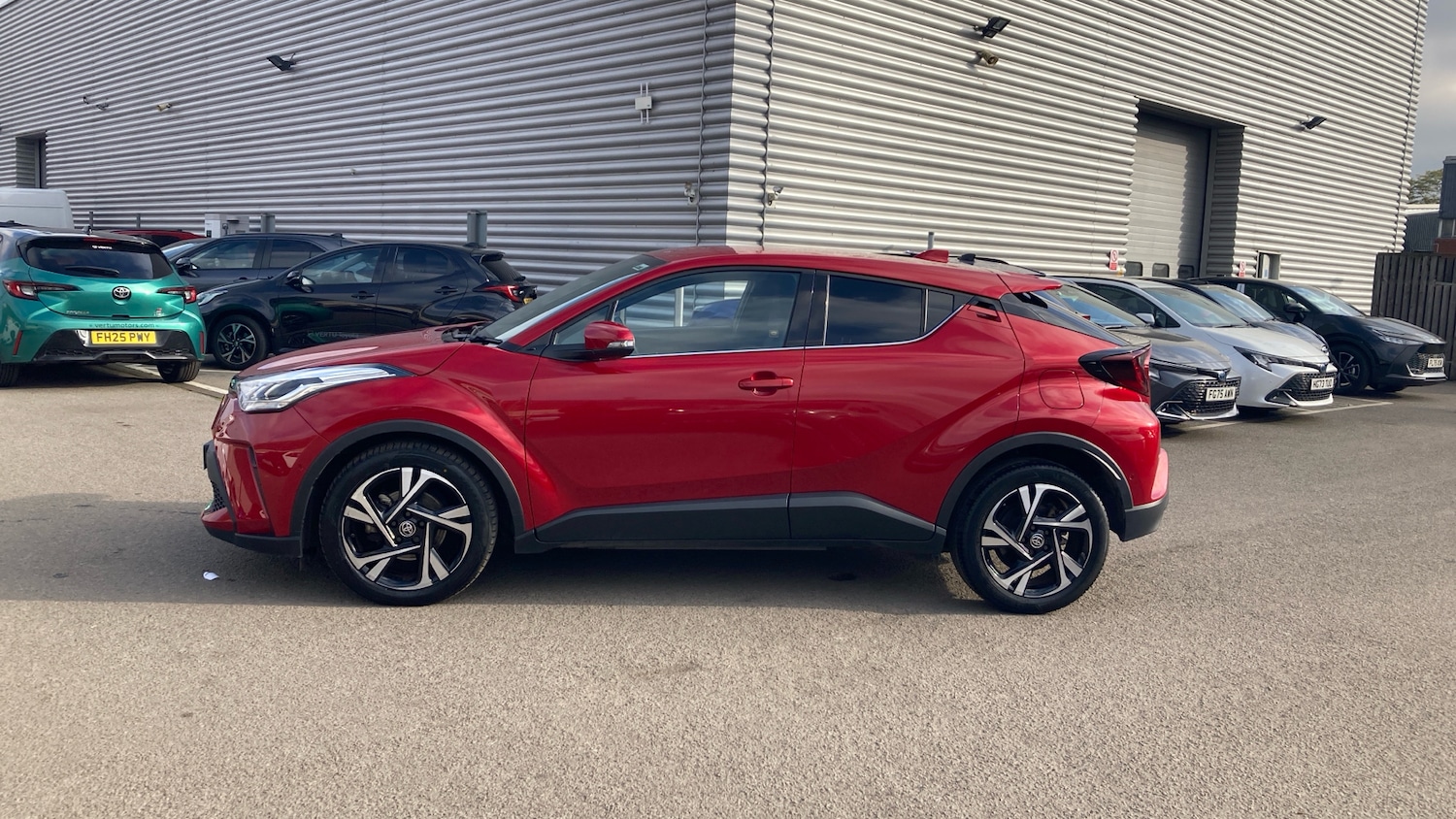 Used Toyota C-HR 2022 for sale - 76257575: Photo 17