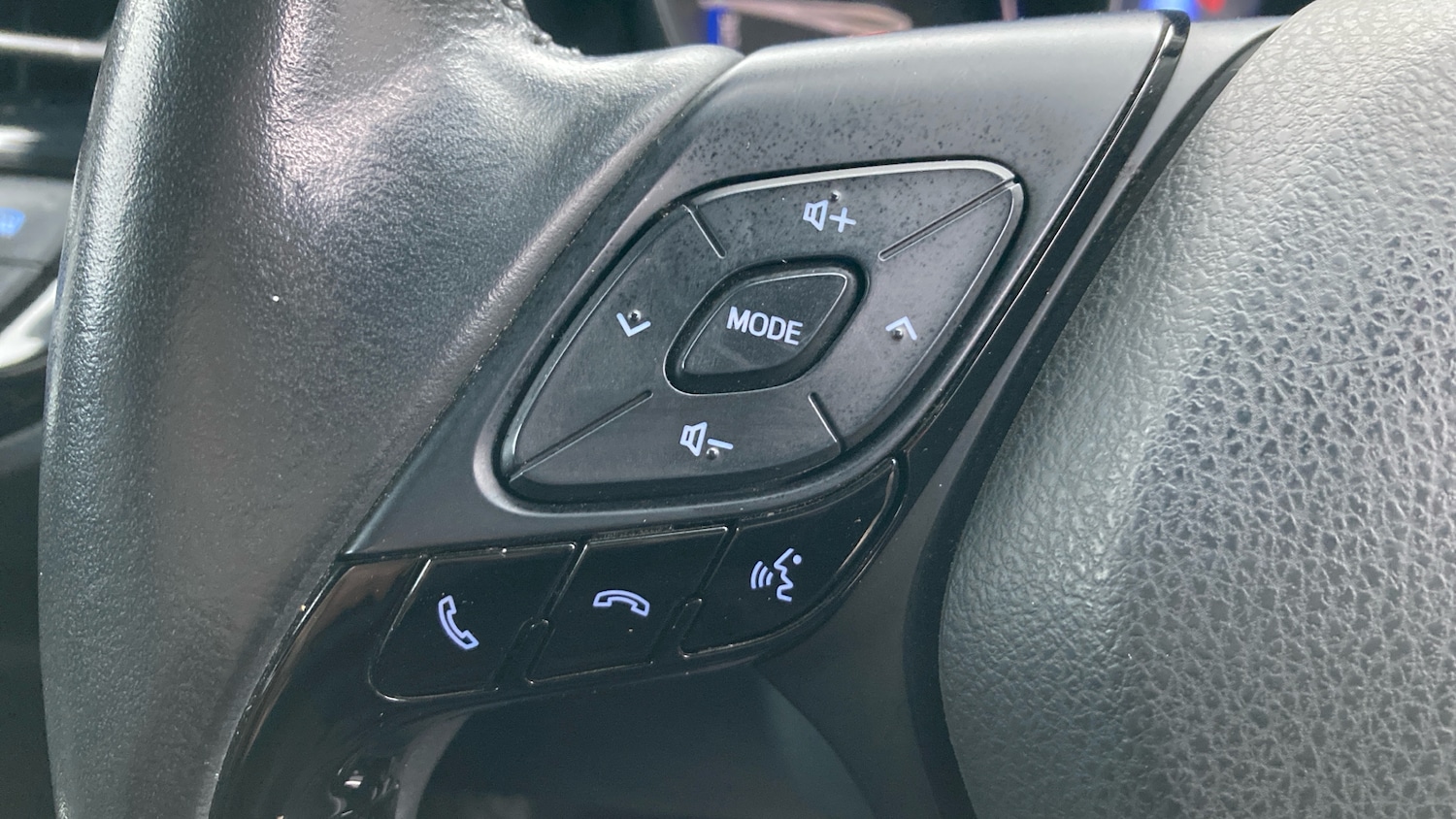 Used Toyota C-HR 2020 for sale - 77258051: Photo 39