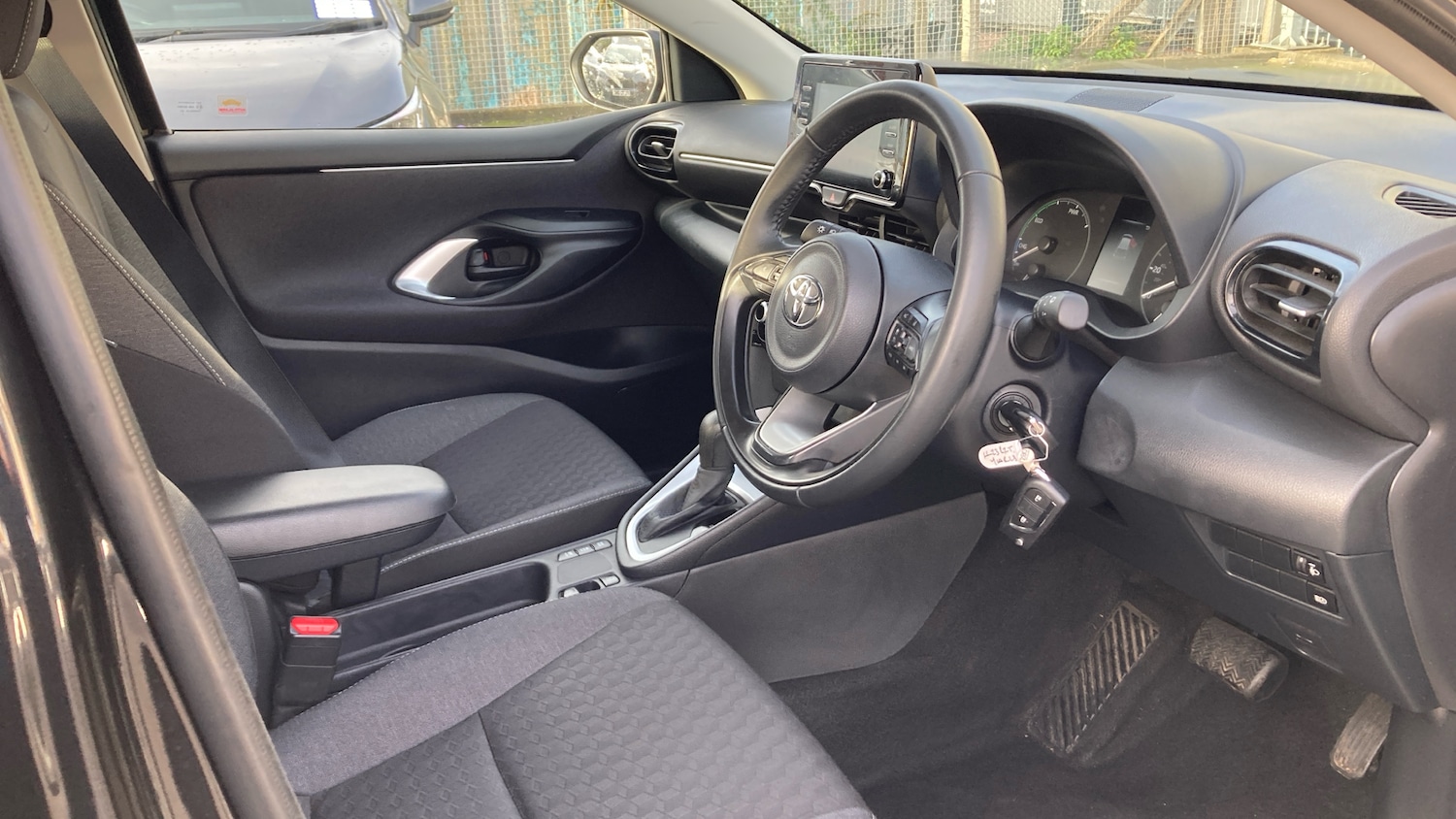 Used Toyota Yaris 2023 for sale - 76945316: Photo 11