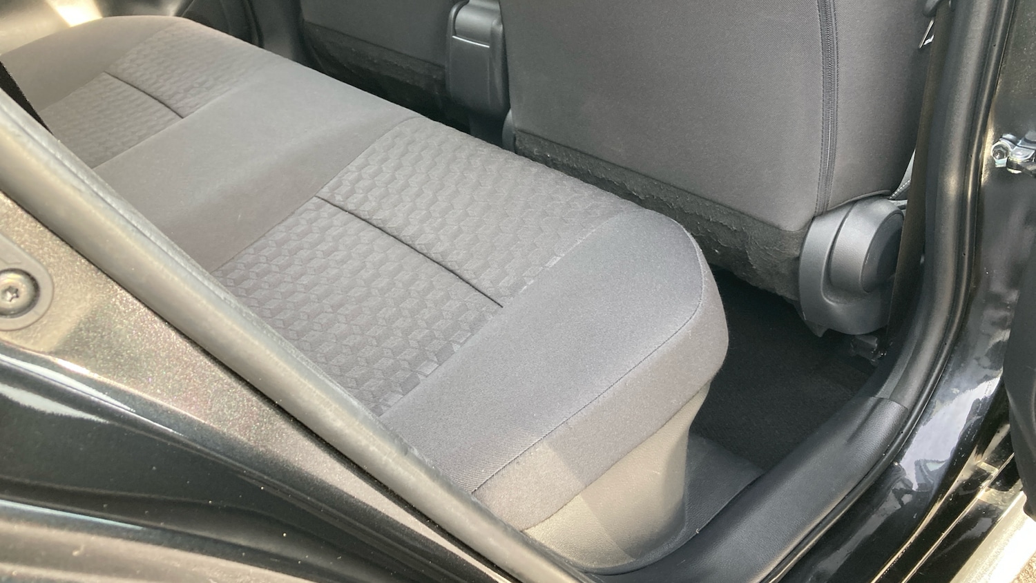 Used Toyota Yaris 2023 for sale - 76945316: Photo 12