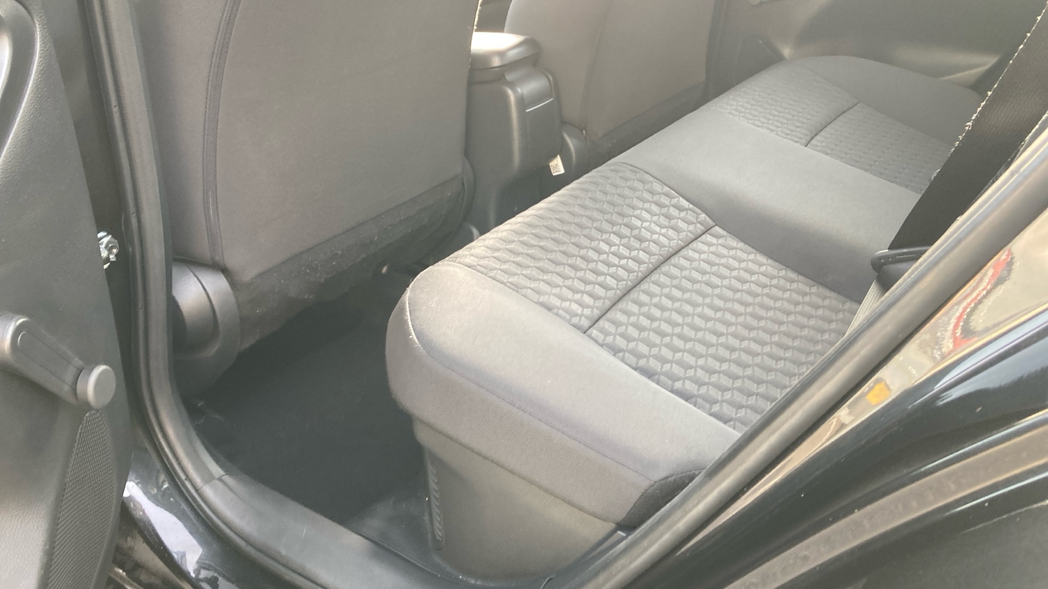 Used Toyota Yaris 2023 for sale - 76945316: Photo 13