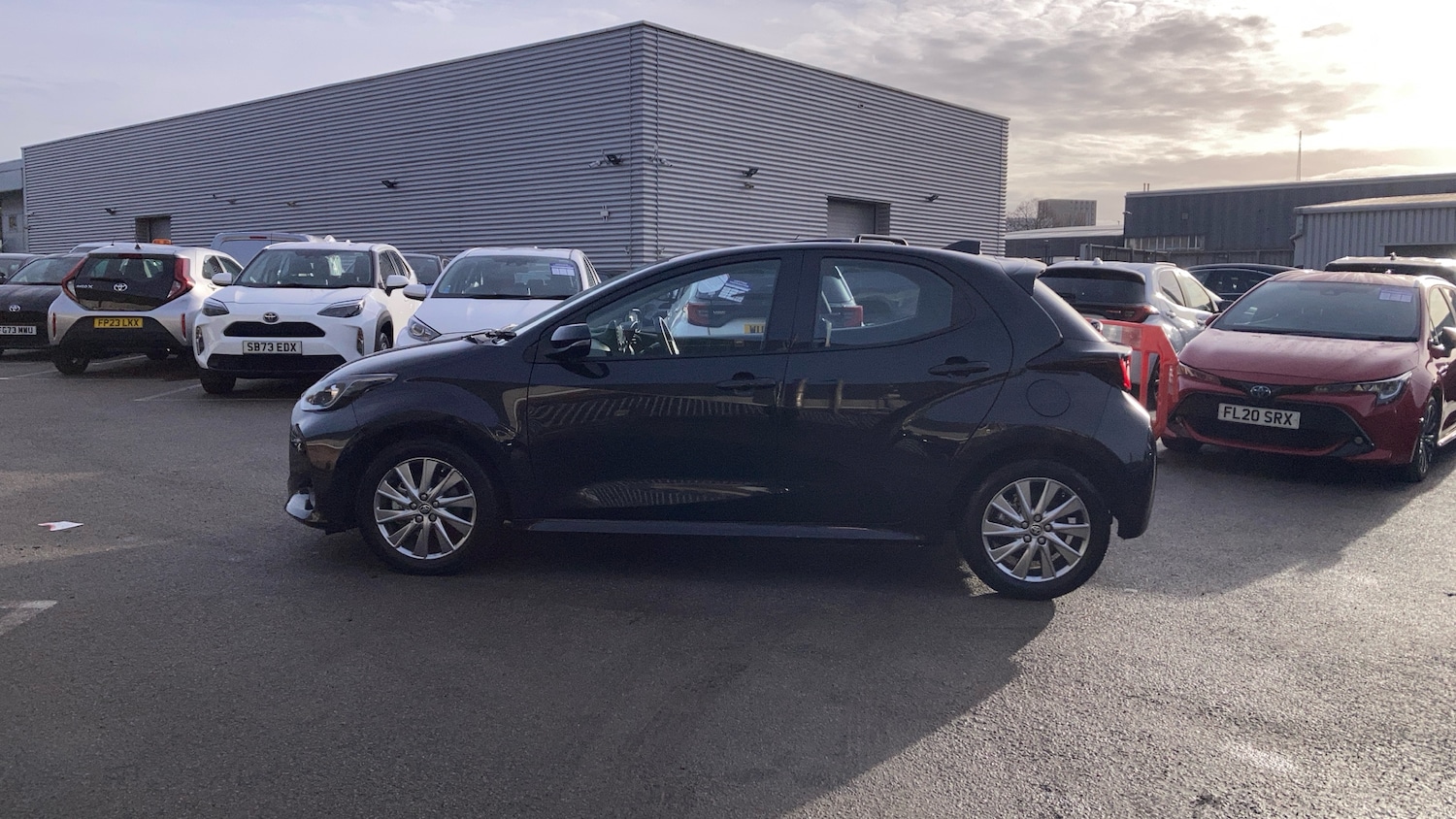 Used Toyota Yaris 2023 for sale - 76945316: Photo 17