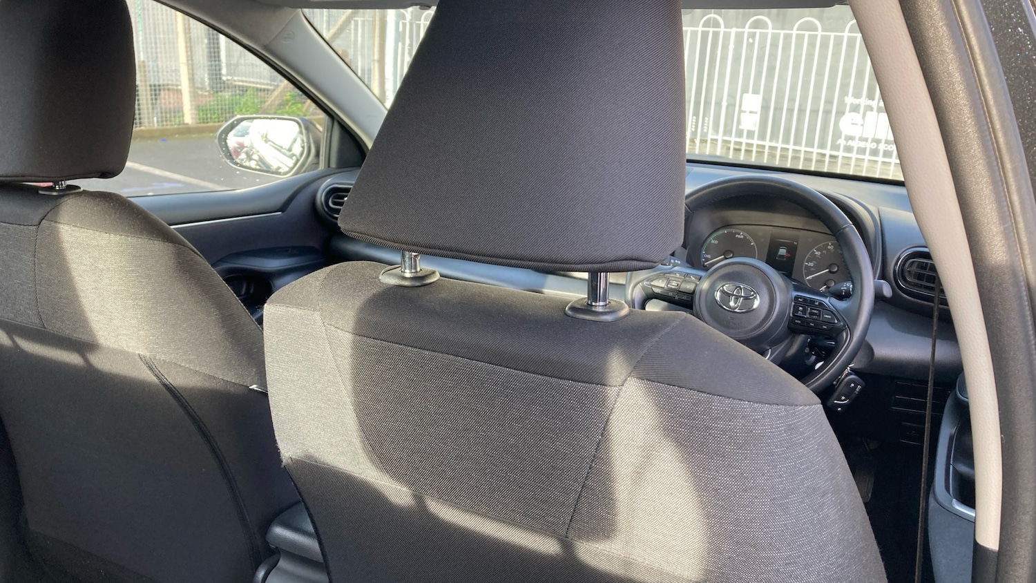 Used Toyota Yaris 2023 for sale - 76945316: Photo 20