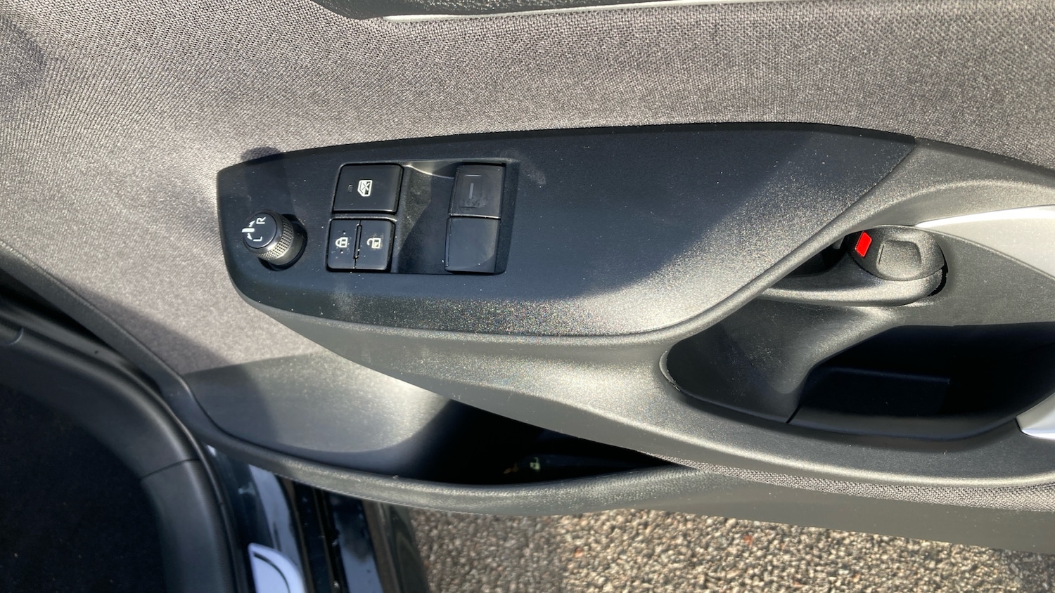 Used Toyota Yaris 2023 for sale - 76945316: Photo 32