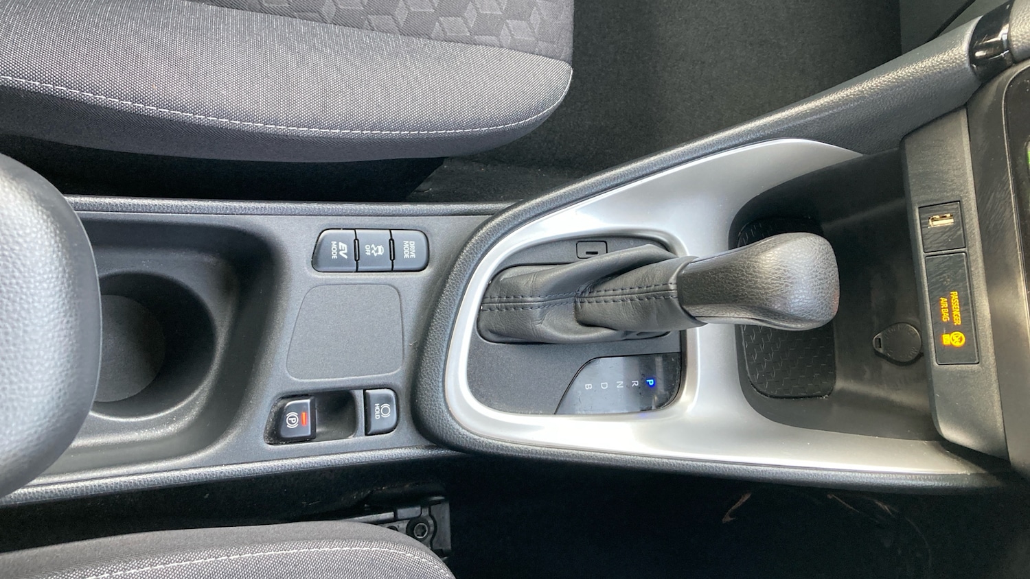 Used Toyota Yaris 2023 for sale - 76945316: Photo 35