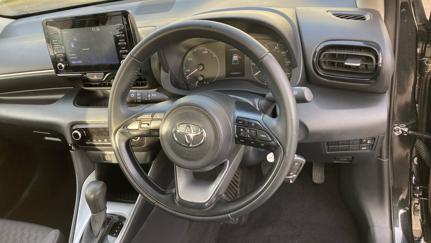 Used Toyota Yaris 2023 for sale - 76945316: Photo 6