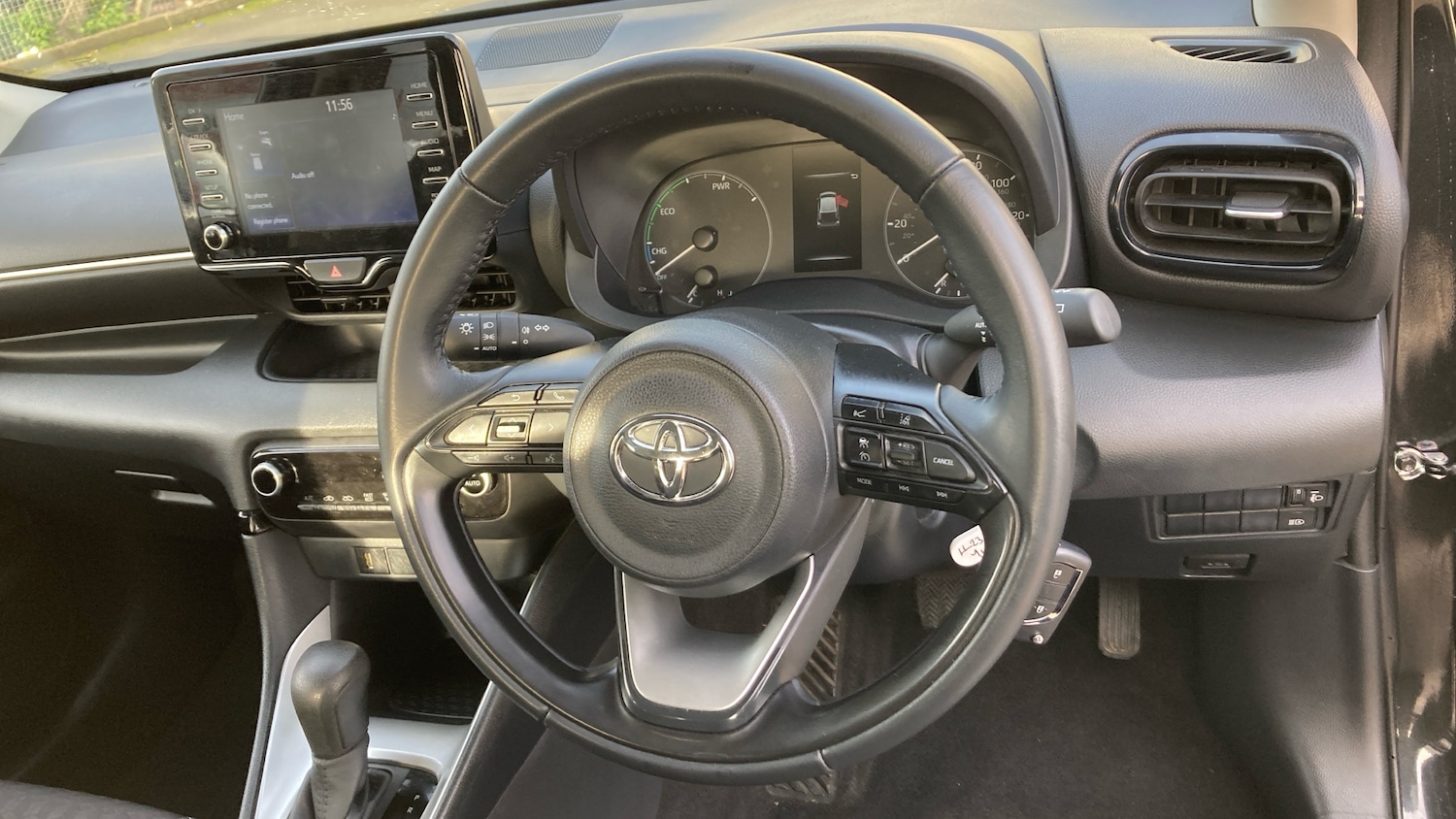 Used Toyota Yaris 2023 for sale - 76945316: Photo 8