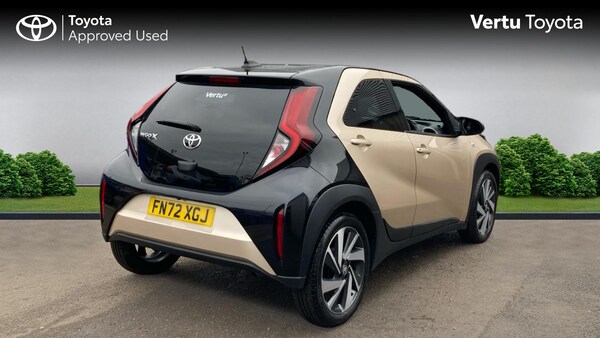 Used Toyota Aygo X 2022 for sale - 76144581: Photo 2
