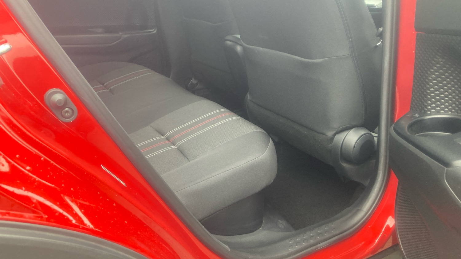 Used Toyota C-HR 2023 for sale - 77702584: Photo 12