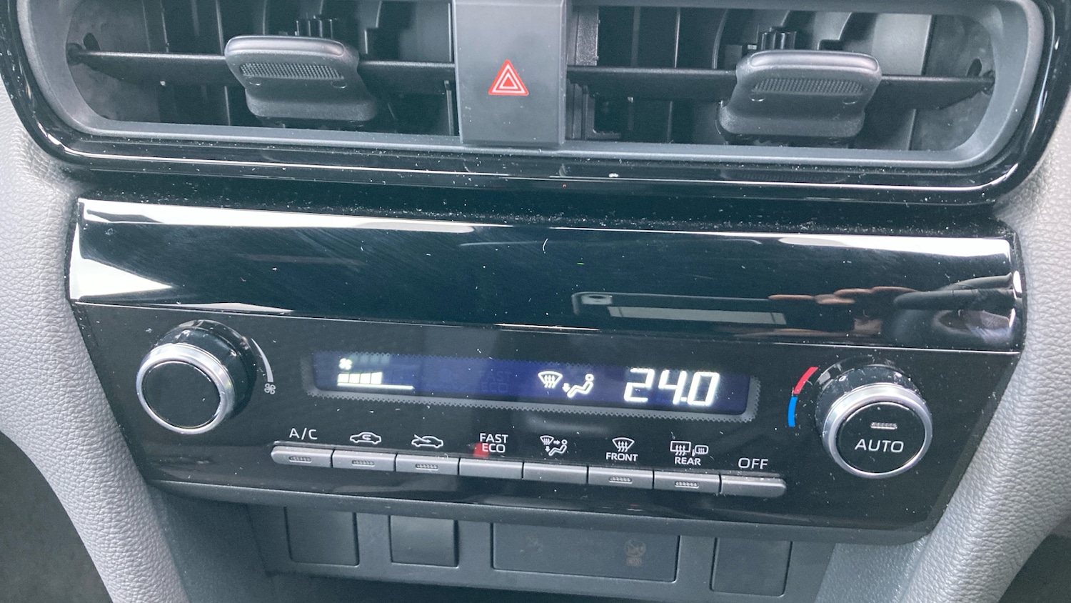 Used Toyota Yaris Cross 2025 for sale - 77247782: Photo 37