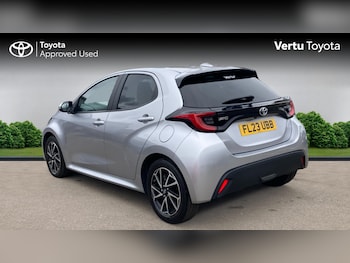 Used Toyota Yaris 2023 for sale - 78699122: Photo