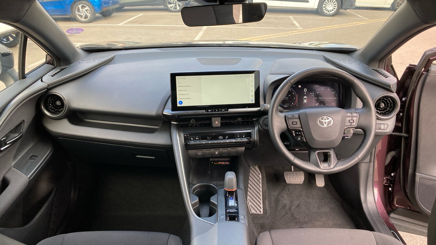 Used Toyota C-HR 2024 for sale - 76253889: Photo 5