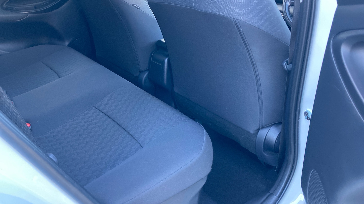 Used Toyota Yaris 2021 for sale - 76588937: Photo 12