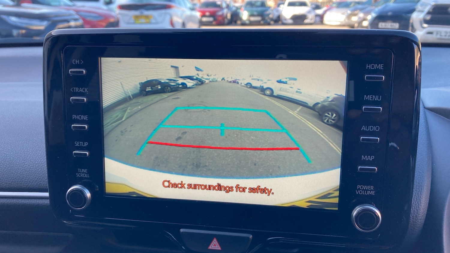 Used Toyota Yaris 2021 for sale - 76588937: Photo 27