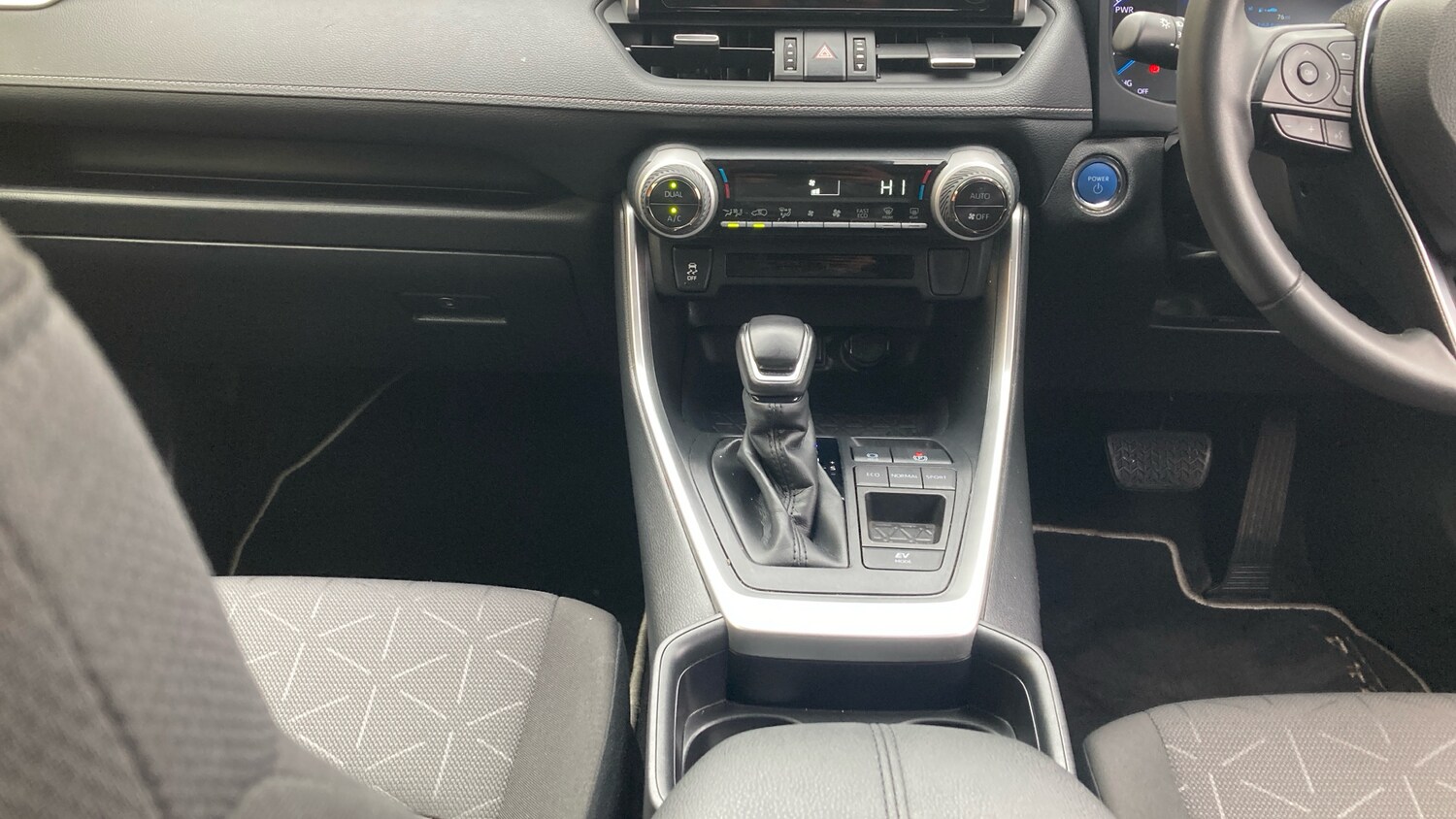 Used Toyota RAV4 2021 for sale - 78175654: Photo 13