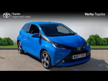 2017 (67) - 1.0 VVT-i X-Clusiv 3 5dr x-shift Petrol Hatchback