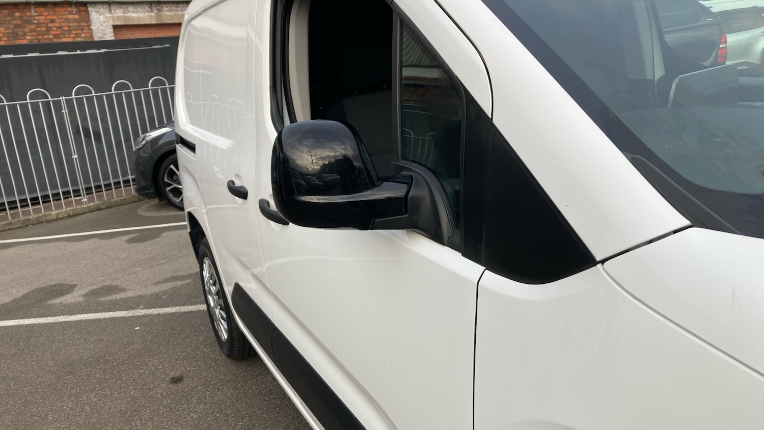 Used Toyota ProAce 2022 for sale - 76980777: Photo 30