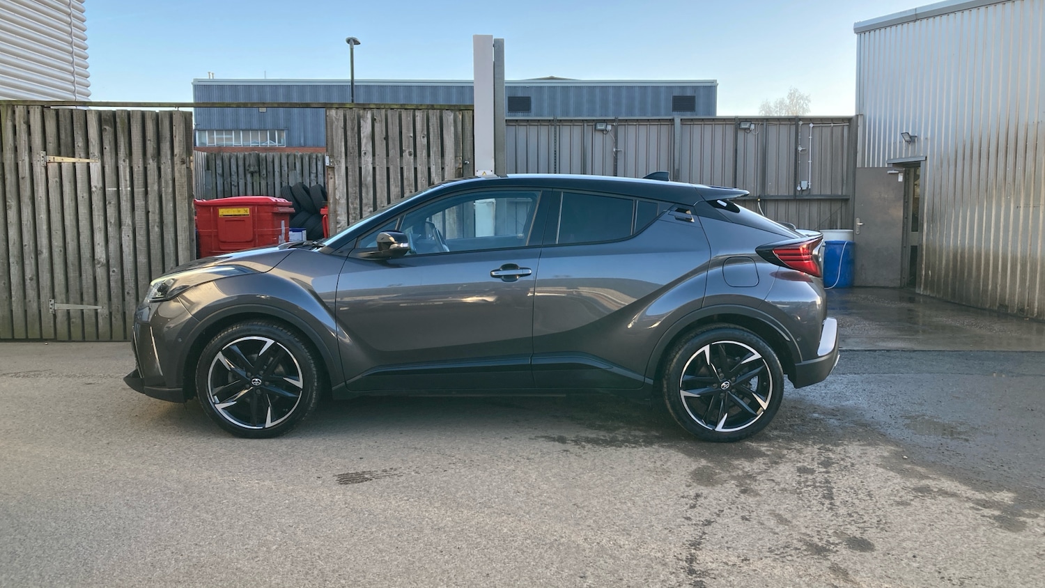 Used Toyota C-HR 2023 for sale - 78010928: Photo 17