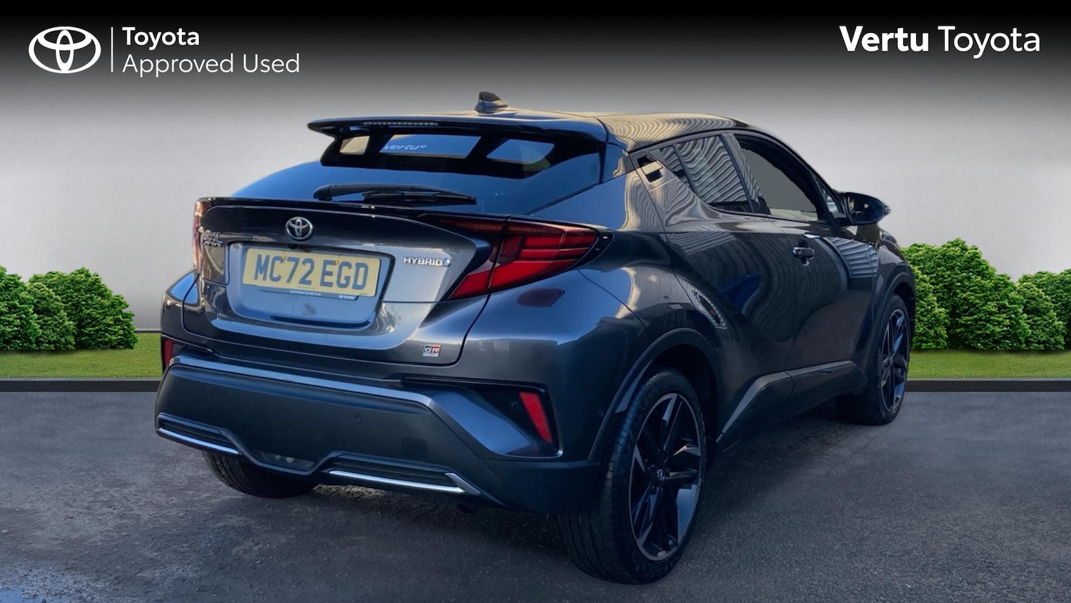 Used Toyota C-HR 2023 for sale - 78010928: Photo 2