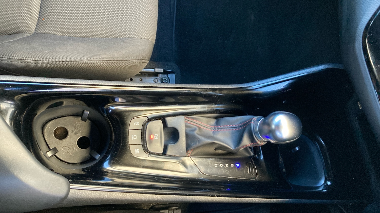 Used Toyota C-HR 2023 for sale - 78010928: Photo 39