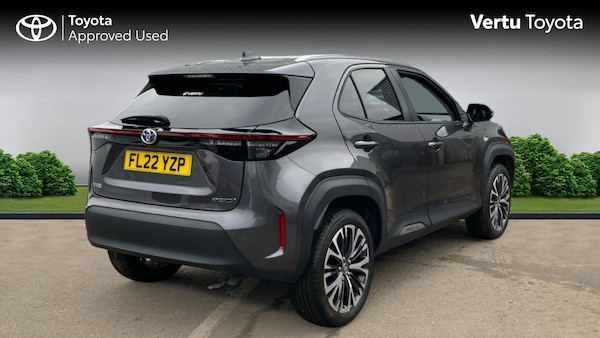 Used Toyota Yaris Cross 2022 for sale - 76262797: Photo 2