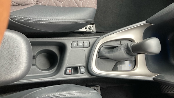 Used Toyota Yaris Cross 2022 for sale - 76262797: Photo 39