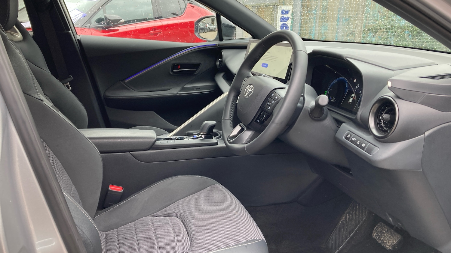 Used Toyota C-HR 2024 for sale - 78053438: Photo 11