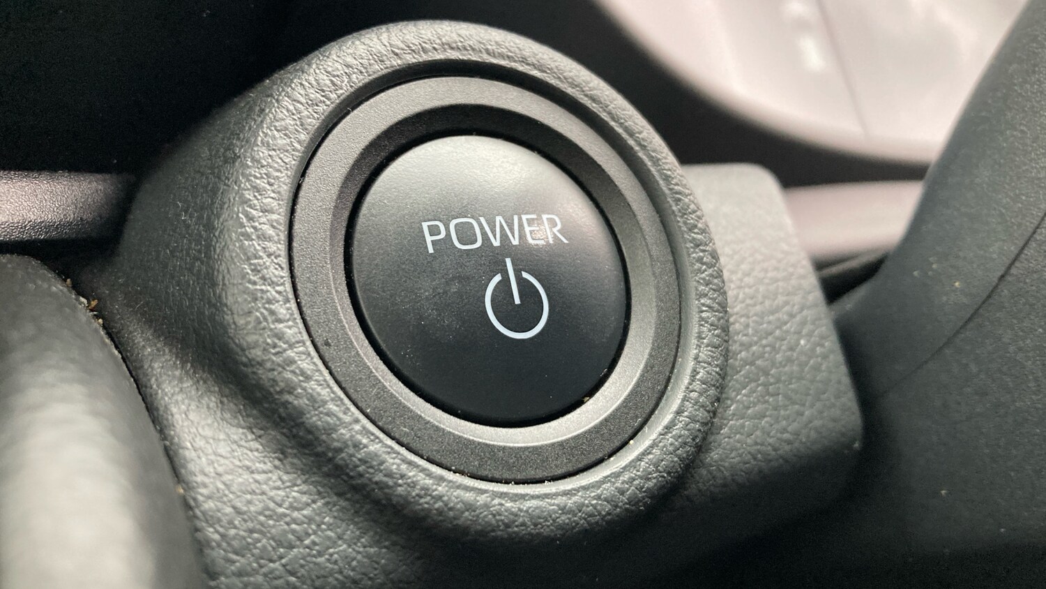 Used Toyota C-HR 2024 for sale - 78053438: Photo 34