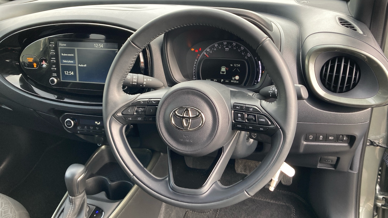 Used Toyota Aygo X 2022 for sale - 77665525: Photo 8