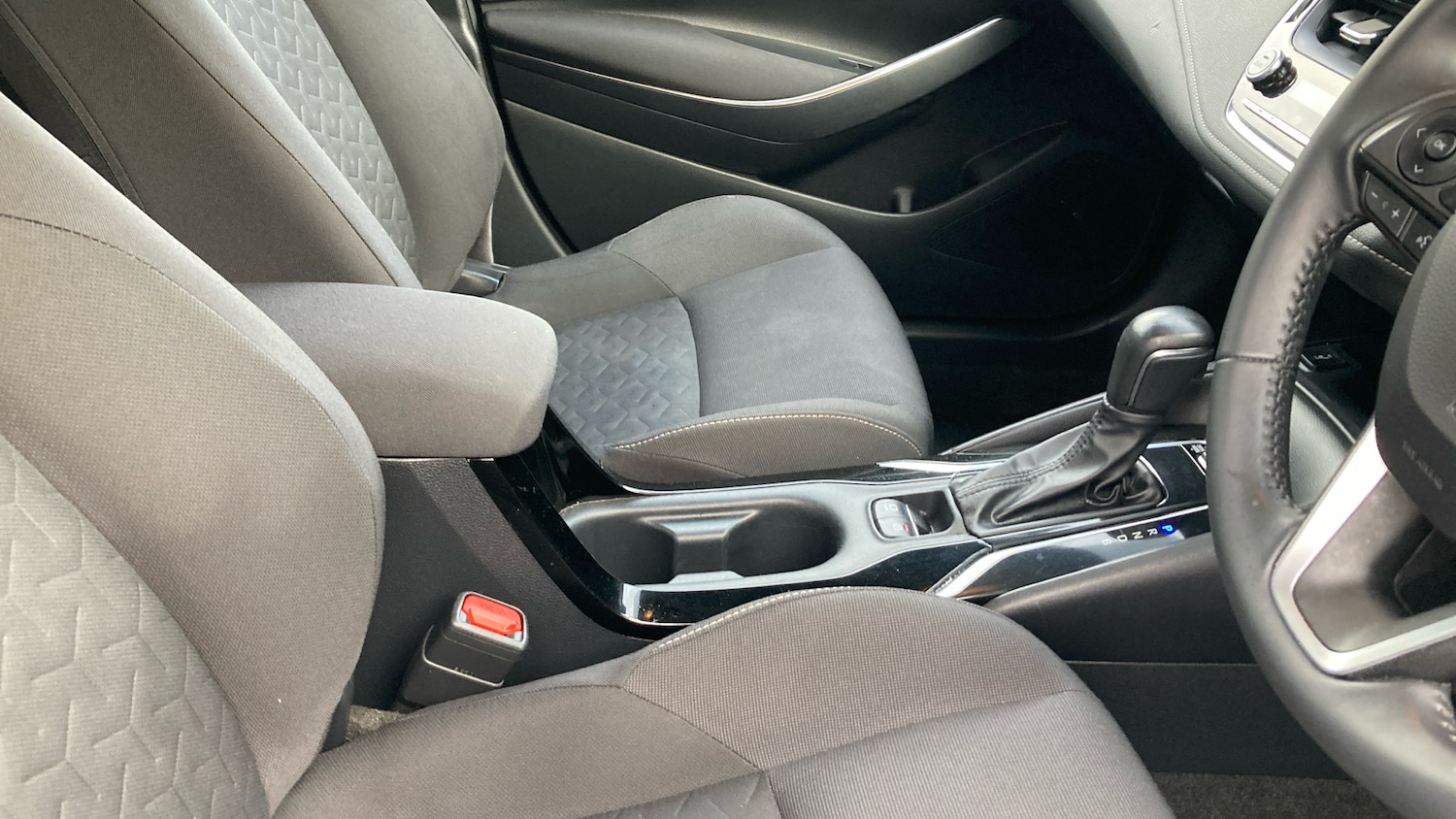 Used Toyota Corolla 2022 for sale - 76979324: Photo 34