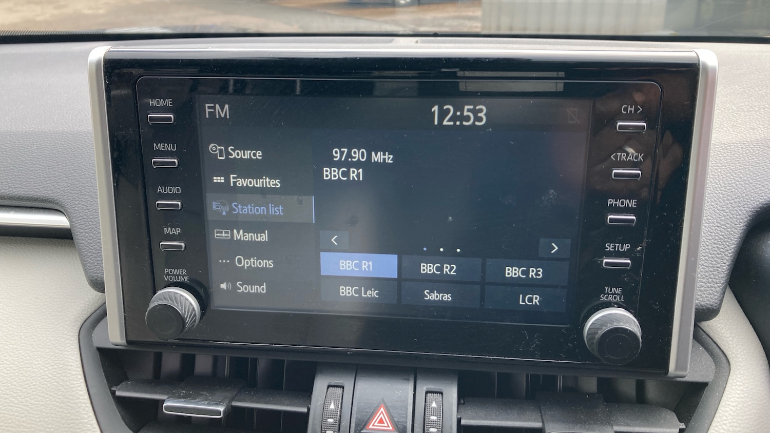 Used Toyota RAV4 2020 for sale - 76542746: Photo 27